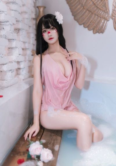 外卖小哥讲述发现皮包骨婴儿细节